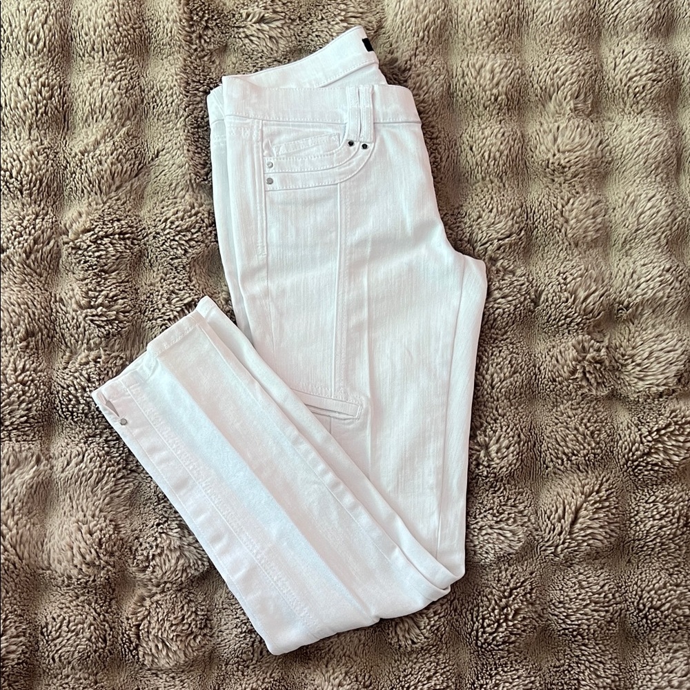 White House Black Market Elegant White Pants